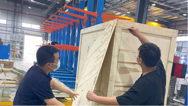 越南客戶(hù)現(xiàn)場(chǎng)裝機(jī)